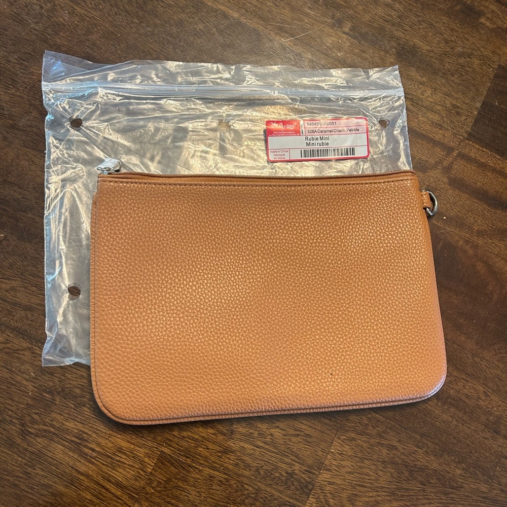 Thirt one mini ruby Tan Textured Clutch